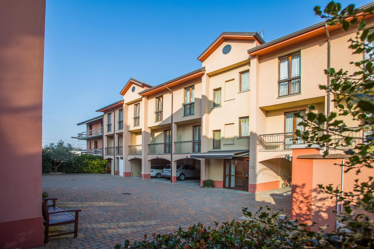 Hotel Fortyfive Chivasso Buitenkant foto