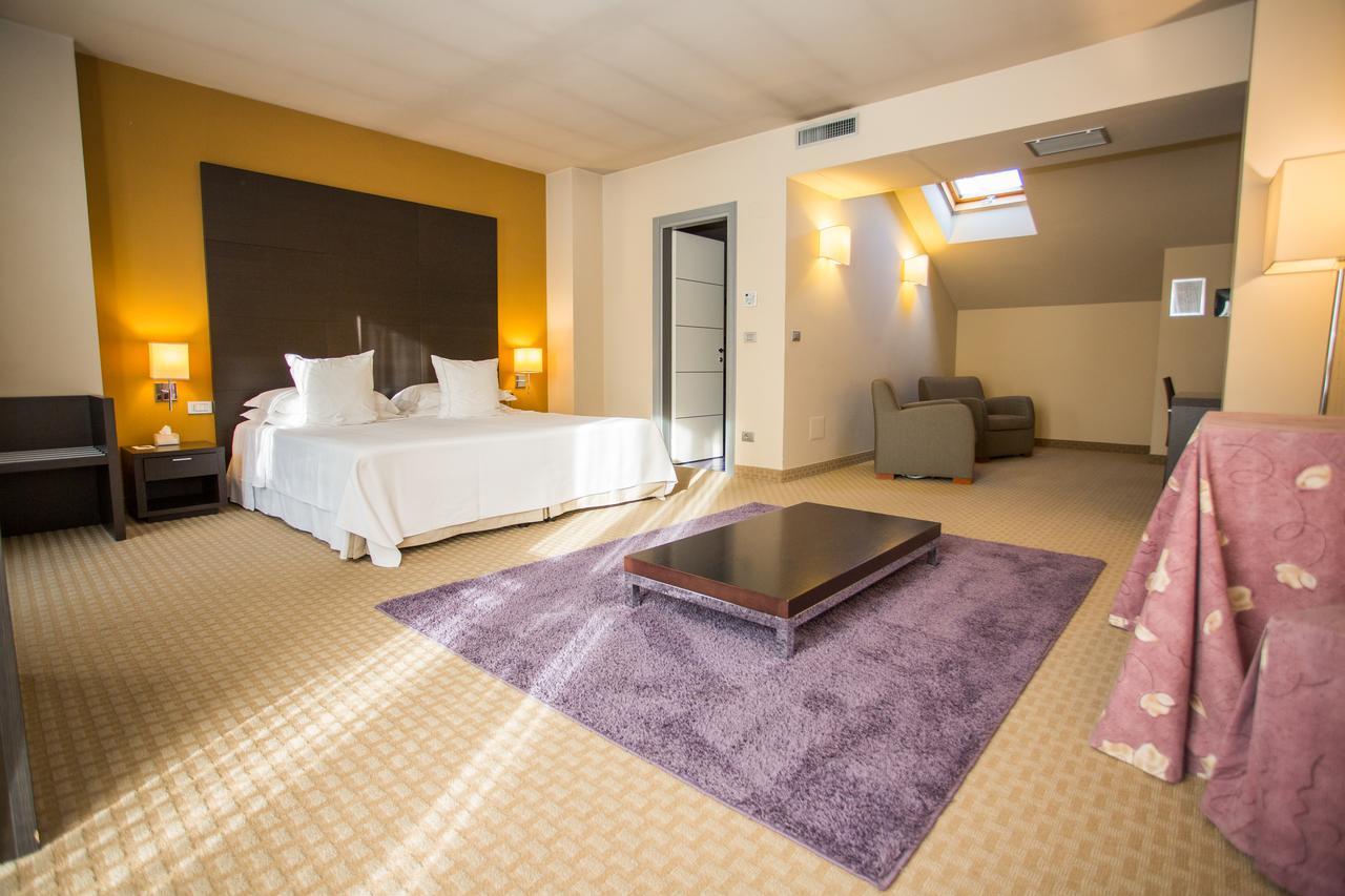 Hotel Fortyfive Chivasso Buitenkant foto